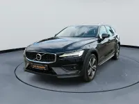 Gebraucht Volvo V60 CC Pro 197 PS (144 kW) 2021 Schwarz Kombi