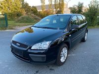 gebraucht Ford Focus 1,8 Style Style