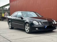 Gebraucht Mercedes E500 Avantgarde 306 PS (225 kW) 2004 Schwarz Limousine