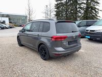 Gebraucht VW Touran Comfortline 150 PS (110 kW) 2015 Grau Van / Kleinbus