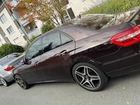 Gebraucht Mercedes E350 292 PS (214 kW) 2009 Braun Limousine
