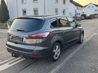Gebraucht Ford S-MAX Titanium 150 PS (110 kW) 2017 Grau Van / Kleinbus