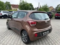 Gebraucht Hyundai i10 Style 87 PS (63 kW) 2017 Braun Kleinwagen