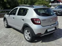 Gebraucht Dacia Sandero Prestige 90 PS (66 kW) 2015 Platingrau Kleinwagen