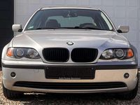 Gebraucht BMW 318 143 PS (105 kW) 2002 Titansilber metallic Limousine