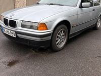 Gebraucht BMW 316 Compact 102 PS (75 kW) 1997 Silber Kleinwagen