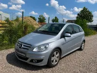 Gebraucht Mercedes B180 109 PS (80 kW) 2010 Amethyst metallic Van / Kleinbus