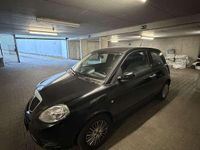 Gebraucht Lancia Ypsilon 60 PS (44 kW) 2008 Schwarz Kleinwagen