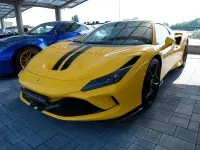Gebraucht Ferrari F8 721 PS (530 kW) 2011 Gelb Cabrio