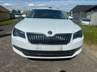 Gebraucht Skoda Superb Style 150 PS (110 kW) 2017 Weiß Kombi