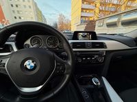 Gebraucht BMW 318 Advantage 150 PS (110 kW) 2016 Braun Kombi