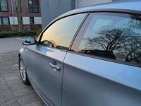 Gebraucht BMW 120 Basis 170 PS (125 kW) 2009 Blau Kleinwagen