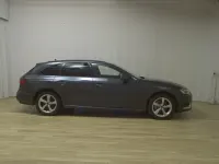 Gebraucht Audi A4 Advanced 204 PS (150 kW) 2022 Grau Kombi