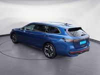 Gebraucht VW Passat R-line 150 PS (110 kW) 2025 Reef blue metallic Kombi