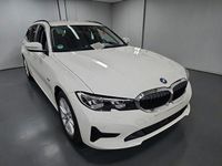 Gebraucht BMW 330e Advantage 190 PS (139 kW) 2022 Weiß Kombi
