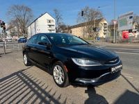 Gebraucht Chrysler 200 Limited 184 PS (135 kW) 2021 Schwarz Limousine
