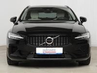 Gebraucht Volvo V60 Plus 310 PS (228 kW) 2023 Schwarz Kombi