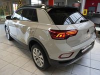 Gebraucht VW T-Roc Life 116 PS (85 kW) 2024 Grau SUV