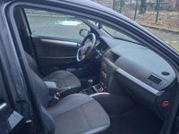 Gebraucht Opel Astra Sport 105 PS (77 kW) 2006 Schwarz Limousine