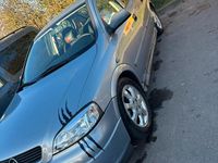 Usata Opel Astra 101 CV (74 kW) 2000 Argento Berlina