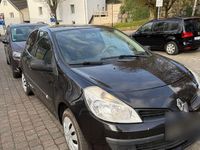 Gebraucht Renault Clio II 75 PS (55 kW) 2006 Schwarz Kleinwagen