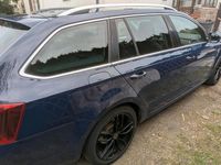 Gebraucht Skoda Octavia Elegance 180 PS (132 kW) 2014 Blau Kleinwagen