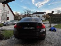 Gebraucht BMW 318 143 PS (105 kW) 2012 Braun Limousine