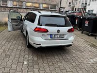 Gebraucht VW Golf VII 150 PS (110 kW) 2018 Weiß Kombi