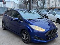 Gebraucht Ford Fiesta Titanium 101 PS (74 kW) 2015 Blau Kleinwagen