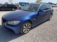 Gebraucht BMW 325 218 PS (160 kW) 2007 Blau Kombi