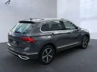 Gebraucht VW Tiguan Elegance 245 PS (180 kW) 2023 Grau SUV