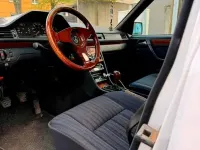 Second-hand Mercedes E250 94 CP (69 kW) 1991 Alb Berlinǎ