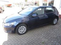 Gebraucht VW Golf VII Trendline 110 PS (80 kW) 2016 Blau Limousine