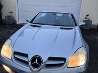 Second-hand Mercedes SLK200 163 CP (119 kW) 2004 Argintiu Cabrio