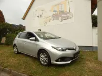 Gebraucht Toyota Auris Comfort 111 PS (81 kW) 2018 Silber Limousine