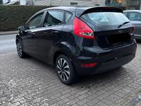 Gebraucht Ford Fiesta Trend 82 PS (60 kW) 2011 Schwarz Kleinwagen
