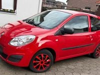 Second-hand Renault Twingo 58 CP (42 kW) 2011 Roșu Hatchback