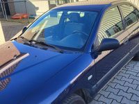 Gebraucht Mitsubishi Carisma 100 PS (73 kW) 2001 Blau Limousine