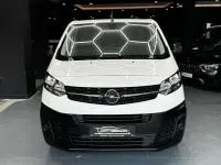 Gebraucht Opel Vivaro-e Combi 120 PS (88 kW) 2022 Weiß Van / Kleinbus