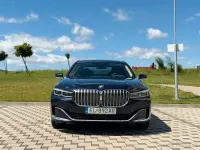 Gebraucht BMW 745e 394 PS (289 kW) 2020 Blau Limousine