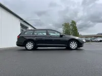 Gebraucht VW Passat Conceptline 150 PS (110 kW) 2022 Schwarz Kombi