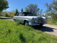 Gebraucht Mercedes 220 120 PS (88 kW) 1963 Silber Cabrio