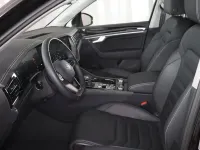 Gebraucht VW Touareg 231 PS (169 kW) 2025 Grenadillschwarz metallic SUV
