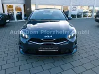 Gebraucht Kia Ceed Spirit 140 PS (102 kW) 2024 Grau Kleinwagen