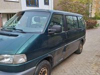 Second-hand VW T4 110 CP (80 kW) 1996 Verde Van