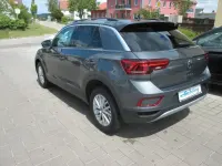 Gebraucht VW T-Roc Life 110 PS (80 kW) 2023 Grau SUV