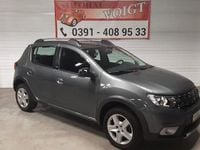 Gebraucht Dacia Sandero Celebration 90 PS (66 kW) 2018 Grau SUV