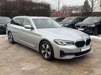 Gebraucht BMW 520 Performance 190 PS (139 kW) 2021 Glaciersilber Kombi