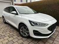 Gebraucht Ford Focus Titanium X 116 PS (85 kW) 2023 Weiß Limousine