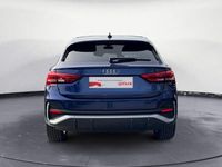 Gebraucht Audi Q3 150 PS (110 kW) 2024 Navarrablau (metallic) SUV